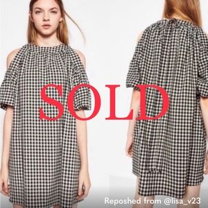 Zara Trafaluc Black & White Gingham Plaid Puff Sleeve Cold Shoulder Mini Dress S